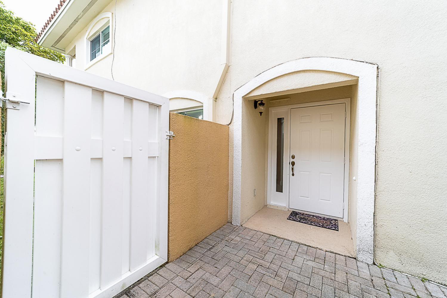 Lakeside 4Br/2.5Ba Oakland Oasis - 15 Mins To Dt! فورت لودرديل المظهر الخارجي الصورة